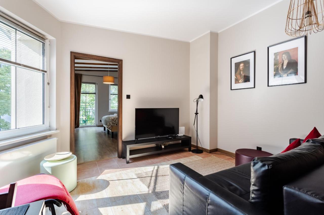 Very Berry Apartment